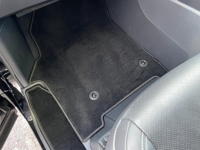 ヴェルファイアハイブリッド Z プレミア 左右独立ムーンルーフ 14型ナビ 13.2型天吊モニター ワイヤレス充電 デジタルミラー BSM シートベンチレーション 両側電動ドア パワーシート パワーバックドア ETC2.0 ドライブレコーダー(55枚目)