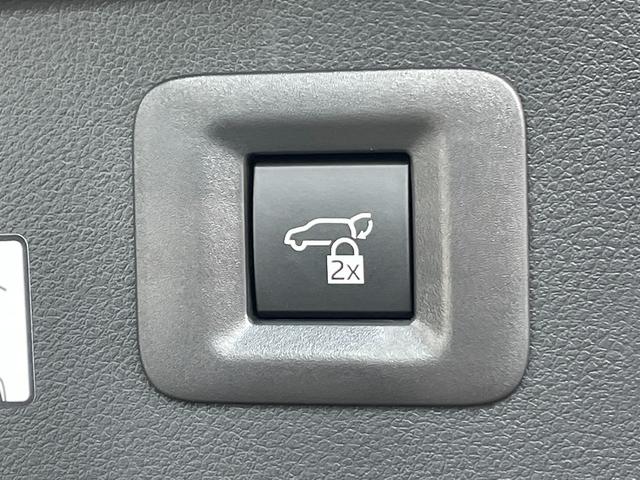 ヴェルファイアハイブリッド Z プレミア 左右独立ムーンルーフ 14型ナビ 13.2型天吊モニター ワイヤレス充電 デジタルミラー BSM シートベンチレーション 両側電動ドア パワーシート パワーバックドア ETC2.0 ドライブレコーダー(62枚目)