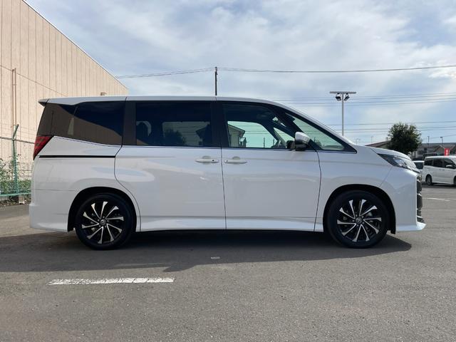 ノア ハイブリッドS-Z 快適利便パッケージHI チームメイトアドバンス 純正10.5型コネクトナビ TV CD/DVD再生 ブラインドスポットモニター 両側電動ドア ビルトインETC2.0 ハーフレザーシート 追従クルーズ(20枚目)