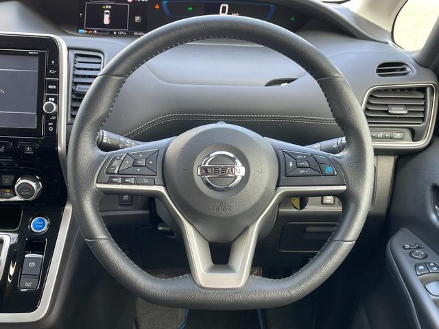 セレナ ｅ－パワー　ハイウェイスターＶ　純正９インチナビ　ＴＶ　アラウンドビュー　インテリジェントルームミラー　前席シートヒーター　ＥＴＣ　ドライブレコーダー　ステアリングヒーター　衝突被害軽減ブレーキ　プロパイロット　コーナーセンサー（27枚目）