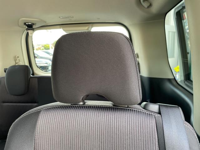 セレナ ｅ－パワー　ハイウェイスターＶ　純正９インチナビ　ＴＶ　アラウンドビュー　インテリジェントルームミラー　前席シートヒーター　ＥＴＣ　ドライブレコーダー　ステアリングヒーター　衝突被害軽減ブレーキ　プロパイロット　コーナーセンサー（55枚目）