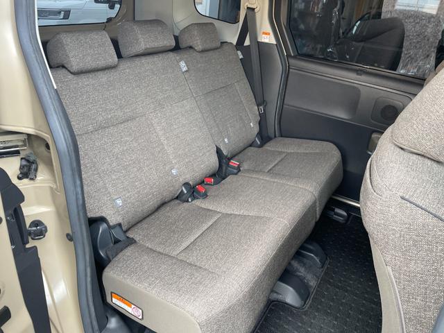 シエンタ Ｚ　純正１０型コネクトナビ　フルセグＴＶ　アラウンドビューモニター　レーダークルーズコントロール　衝突軽減ブレーキ　レーンディパーチャー　ブラインドスポットモニター　両側パワースライドドア　ＥＴＣ２．０（15枚目）