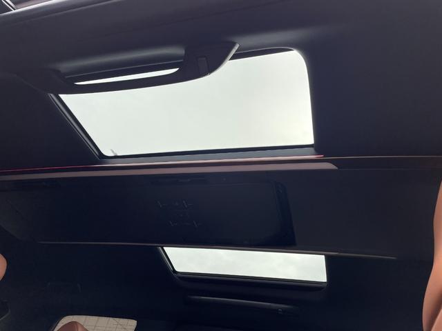 ヴェルファイアハイブリッド Ｚ　プレミア　１オナ　１４型ＤＡナビ　サンセットブラウンレザーデジタルインナー　トヨタセーフティセンス　トヨタチームメイト　ブラインドスポットモニタ　パーキンクサポートブレーキ（4枚目）