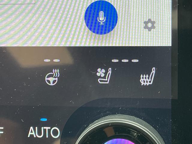 ヴェルファイアハイブリッド Ｚ　プレミア　１オナ　１４型ＤＡナビ　サンセットブラウンレザーデジタルインナー　トヨタセーフティセンス　トヨタチームメイト　ブラインドスポットモニタ　パーキンクサポートブレーキ（8枚目）
