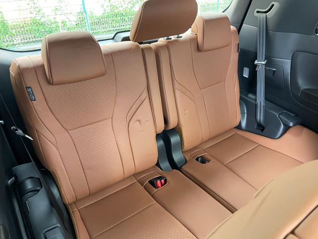 ヴェルファイアハイブリッド Ｚ　プレミア　１オナ　１４型ＤＡナビ　サンセットブラウンレザーデジタルインナー　トヨタセーフティセンス　トヨタチームメイト　ブラインドスポットモニタ　パーキンクサポートブレーキ（16枚目）