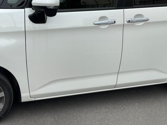 タンク カスタムＧ－Ｔ　純正９型ナビ　フルセグＴＶ　ＣＤ／ＤＶＤ再生　シートヒーター　両側パワースライドドア　クルーズコントロール　ＥＴＣ　ドライブレコーダー　衝突回避支援ブレーキ　車線逸脱警報機能　クリアランスソナー（69枚目）