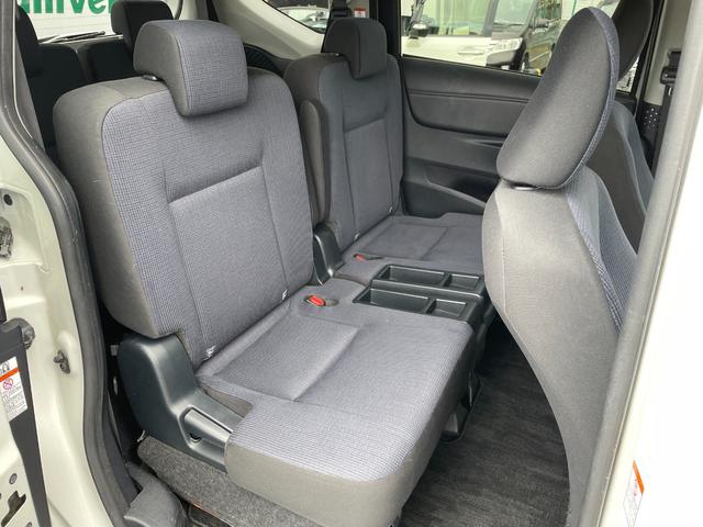 シエンタ ハイブリッドG 純正エアロ 純正SDナビフルセグ 後席フリップD セーフティセンスC レーンディパーチャーアラート プリクラッシュセーフティ オートマチックハイビーム 先行車発進お知らせ 両側電動パワースライドドア(15枚目)