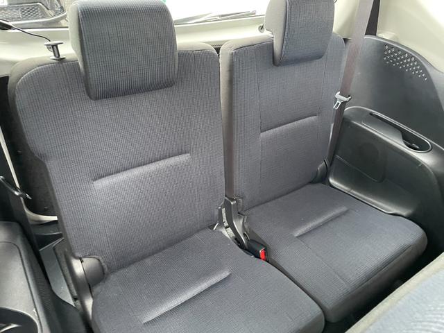 シエンタ ハイブリッドG 純正エアロ 純正SDナビフルセグ 後席フリップD セーフティセンスC レーンディパーチャーアラート プリクラッシュセーフティ オートマチックハイビーム 先行車発進お知らせ 両側電動パワースライドドア(16枚目)