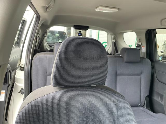 シエンタ ハイブリッドG 純正エアロ 純正SDナビフルセグ 後席フリップD セーフティセンスC レーンディパーチャーアラート プリクラッシュセーフティ オートマチックハイビーム 先行車発進お知らせ 両側電動パワースライドドア(43枚目)