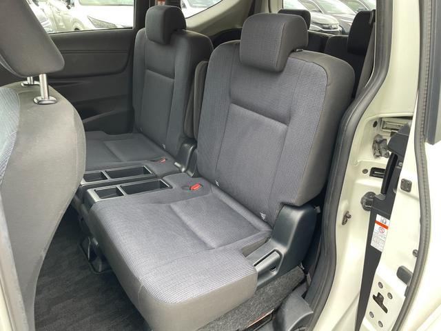 シエンタ ハイブリッドG 純正エアロ 純正SDナビフルセグ 後席フリップD セーフティセンスC レーンディパーチャーアラート プリクラッシュセーフティ オートマチックハイビーム 先行車発進お知らせ 両側電動パワースライドドア(53枚目)