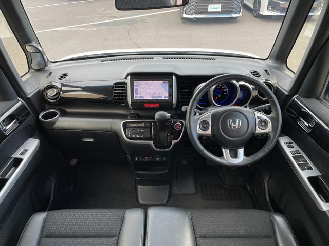 N-BOXカスタム G ターボSSブラックスタイルパッケージ(3枚目)