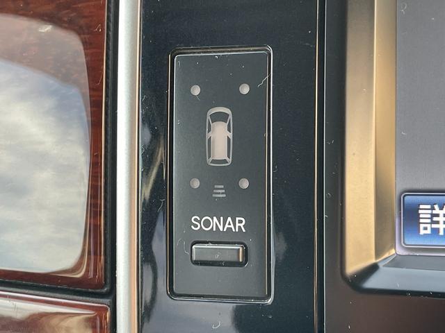 エスティマハイブリッド アエラス レザーパッケージ 純正ナヒ 電動格納シート 電動シート シートヒーター 電動リアゲート 両側電動スライドドア ETC 全周囲カメラ 三列シート クルーズコントロールシステム 純正フロアマット 純正サイドバイザー(5枚目)