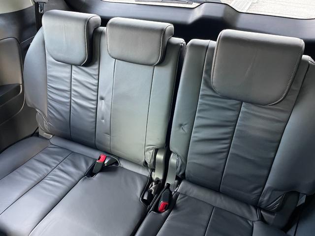 エスティマハイブリッド アエラス レザーパッケージ 純正ナヒ 電動格納シート 電動シート シートヒーター 電動リアゲート 両側電動スライドドア ETC 全周囲カメラ 三列シート クルーズコントロールシステム 純正フロアマット 純正サイドバイザー(58枚目)