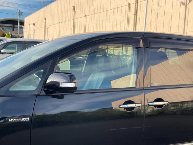 エスティマハイブリッド アエラス レザーパッケージ 純正ナヒ 電動格納シート 電動シート シートヒーター 電動リアゲート 両側電動スライドドア ETC 全周囲カメラ 三列シート クルーズコントロールシステム 純正フロアマット 純正サイドバイザー(69枚目)