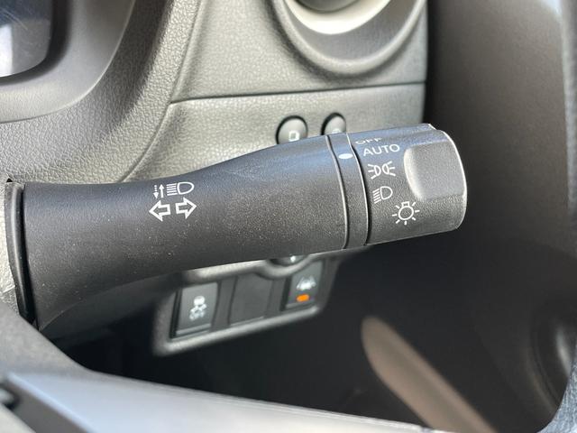ノート e-パワー X 社外ナビ バックカメラ TV Bluetooth CD DVD ETC ABS 横滑り防止装置 コーナーセンサー レーンアシスト オートライト 衝突被害軽減システム アイドリングストップ(28枚目)