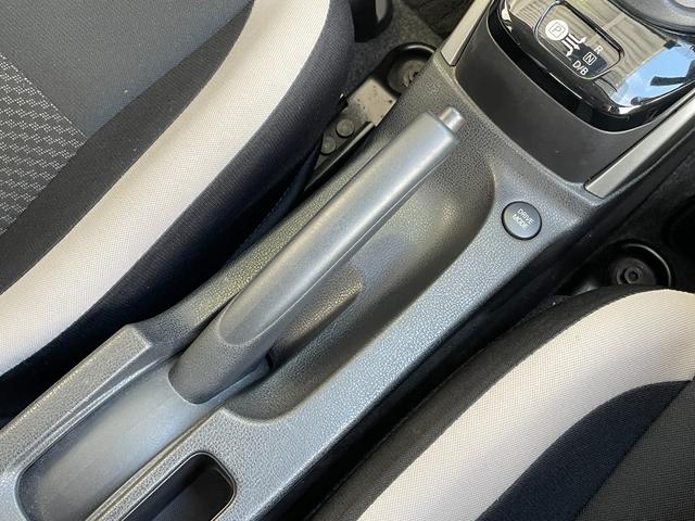 ノート e-パワー X 社外ナビ バックカメラ TV Bluetooth CD DVD ETC ABS 横滑り防止装置 コーナーセンサー レーンアシスト オートライト 衝突被害軽減システム アイドリングストップ(33枚目)