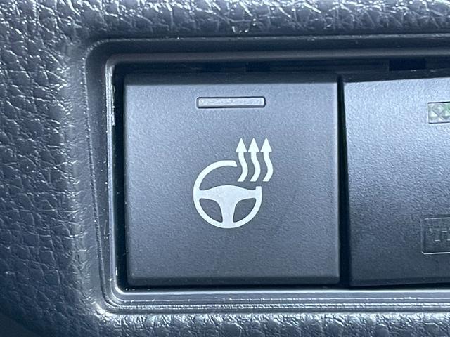 プリウス Ｚ　純正ナビ　フルセグ　Ｂｌｕｅｔｏｏｔｈ　全周囲カメラ　ＵＳＢ　デジタルインナーカメラ　電動リアゲート　シートヒーター　シートベンチレーション　追従型クルコン　シートメモリー　ステアリングヒーター（34枚目）