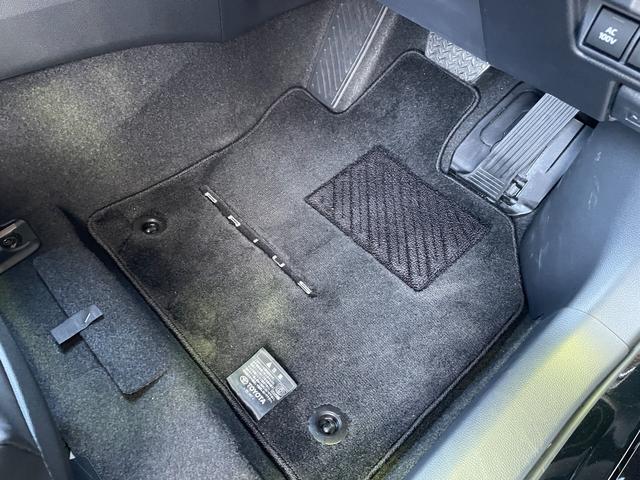 プリウス Ｚ　純正ナビ　フルセグ　Ｂｌｕｅｔｏｏｔｈ　全周囲カメラ　ＵＳＢ　デジタルインナーカメラ　電動リアゲート　シートヒーター　シートベンチレーション　追従型クルコン　シートメモリー　ステアリングヒーター（50枚目）