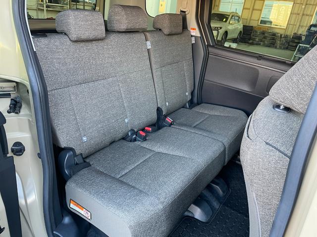 シエンタ ハイブリッドＺ　純正ナビ　全周囲カメラ　フルセグＴＶ　Ｂｌｕｅｔｏｏｔｈ／ＣＤ／ＤＶＤ　ＥＴＣ　両側電動スライドドア　ブラインドスポットモニター　前席シートヒーター　ステアリングヒーター　レーダークルーズコントロール（15枚目）