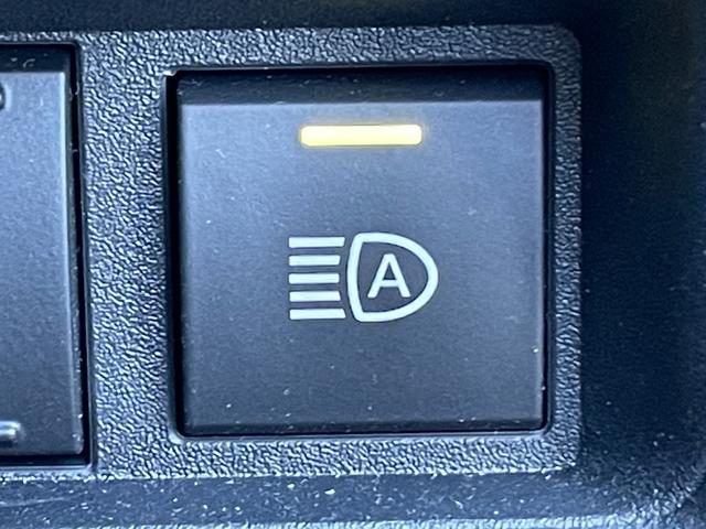 シエンタ ハイブリッドＺ　純正ナビ　全周囲カメラ　フルセグＴＶ　Ｂｌｕｅｔｏｏｔｈ／ＣＤ／ＤＶＤ　ＥＴＣ　両側電動スライドドア　ブラインドスポットモニター　前席シートヒーター　ステアリングヒーター　レーダークルーズコントロール（30枚目）