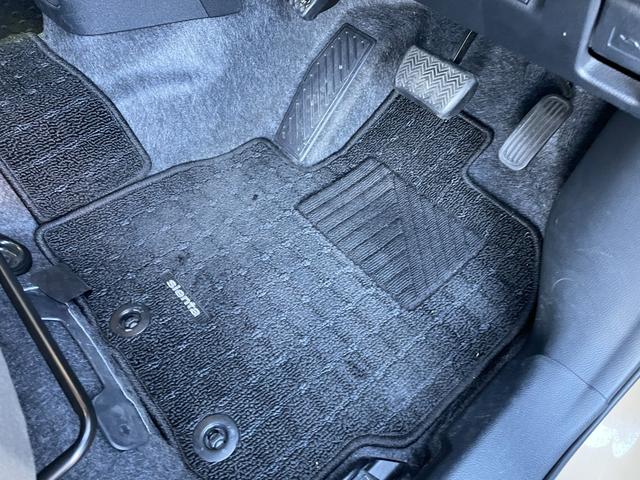 シエンタ ハイブリッドＺ　純正ナビ　全周囲カメラ　フルセグＴＶ　Ｂｌｕｅｔｏｏｔｈ／ＣＤ／ＤＶＤ　ＥＴＣ　両側電動スライドドア　ブラインドスポットモニター　前席シートヒーター　ステアリングヒーター　レーダークルーズコントロール（42枚目）