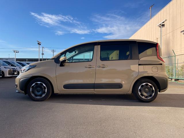 シエンタ ハイブリッドＺ　純正ナビ　全周囲カメラ　フルセグＴＶ　Ｂｌｕｅｔｏｏｔｈ／ＣＤ／ＤＶＤ　ＥＴＣ　両側電動スライドドア　ブラインドスポットモニター　前席シートヒーター　ステアリングヒーター　レーダークルーズコントロール（63枚目）