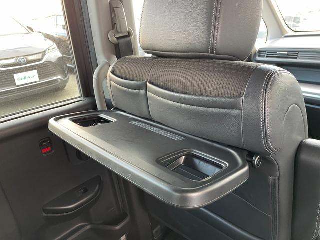 ステップワゴンスパーダ ｅ：ＨＥＶスパーダ　Ｇ・ＥＸ　ホンダセンシング　純正１０型ナビ　純正後席１１型モニター　マルチビューカメラ　ＥＴＣ２．０　両側電動スライドドア　フルセグＴＶ　Ｂｌｕｅｔｏｏｔｈ　前後ドライブレコーダー　ホンダセンシング　純正フロアマット（25枚目）