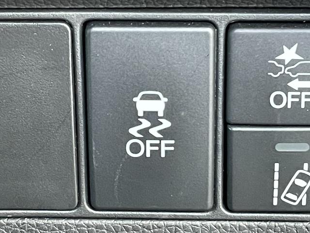 ステップワゴンスパーダ ｅ：ＨＥＶスパーダ　Ｇ・ＥＸ　ホンダセンシング　純正１０型ナビ　純正後席１１型モニター　マルチビューカメラ　ＥＴＣ２．０　両側電動スライドドア　フルセグＴＶ　Ｂｌｕｅｔｏｏｔｈ　前後ドライブレコーダー　ホンダセンシング　純正フロアマット（37枚目）