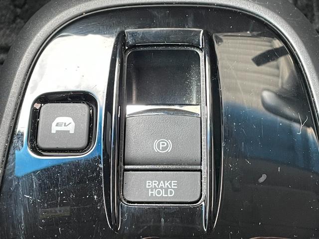 ステップワゴンスパーダ ｅ：ＨＥＶスパーダ　Ｇ・ＥＸ　ホンダセンシング　純正１０型ナビ　純正後席１１型モニター　マルチビューカメラ　ＥＴＣ２．０　両側電動スライドドア　フルセグＴＶ　Ｂｌｕｅｔｏｏｔｈ　前後ドライブレコーダー　ホンダセンシング　純正フロアマット（43枚目）