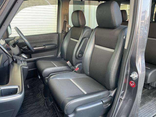 ステップワゴンスパーダ ｅ：ＨＥＶスパーダ　Ｇ・ＥＸ　ホンダセンシング　純正１０型ナビ　純正後席１１型モニター　マルチビューカメラ　ＥＴＣ２．０　両側電動スライドドア　フルセグＴＶ　Ｂｌｕｅｔｏｏｔｈ　前後ドライブレコーダー　ホンダセンシング　純正フロアマット（51枚目）