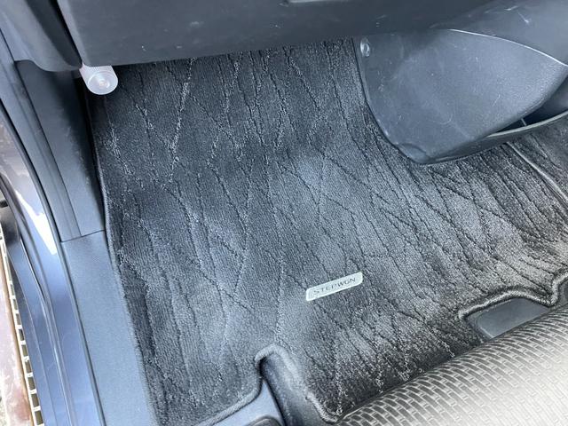 ステップワゴンスパーダ ｅ：ＨＥＶスパーダ　Ｇ・ＥＸ　ホンダセンシング　純正１０型ナビ　純正後席１１型モニター　マルチビューカメラ　ＥＴＣ２．０　両側電動スライドドア　フルセグＴＶ　Ｂｌｕｅｔｏｏｔｈ　前後ドライブレコーダー　ホンダセンシング　純正フロアマット（55枚目）