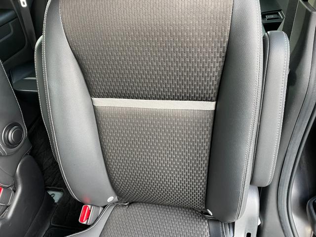 ステップワゴンスパーダ ｅ：ＨＥＶスパーダ　Ｇ・ＥＸ　ホンダセンシング　純正１０型ナビ　純正後席１１型モニター　マルチビューカメラ　ＥＴＣ２．０　両側電動スライドドア　フルセグＴＶ　Ｂｌｕｅｔｏｏｔｈ　前後ドライブレコーダー　ホンダセンシング　純正フロアマット（59枚目）