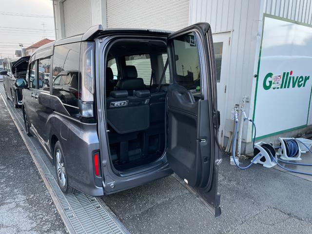 ステップワゴンスパーダ ｅ：ＨＥＶスパーダ　Ｇ・ＥＸ　ホンダセンシング　純正１０型ナビ　純正後席１１型モニター　マルチビューカメラ　ＥＴＣ２．０　両側電動スライドドア　フルセグＴＶ　Ｂｌｕｅｔｏｏｔｈ　前後ドライブレコーダー　ホンダセンシング　純正フロアマット（62枚目）