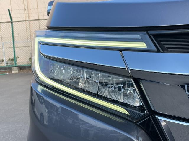 ステップワゴンスパーダ ｅ：ＨＥＶスパーダ　Ｇ・ＥＸ　ホンダセンシング　純正１０型ナビ　純正後席１１型モニター　マルチビューカメラ　ＥＴＣ２．０　両側電動スライドドア　フルセグＴＶ　Ｂｌｕｅｔｏｏｔｈ　前後ドライブレコーダー　ホンダセンシング　純正フロアマット（75枚目）