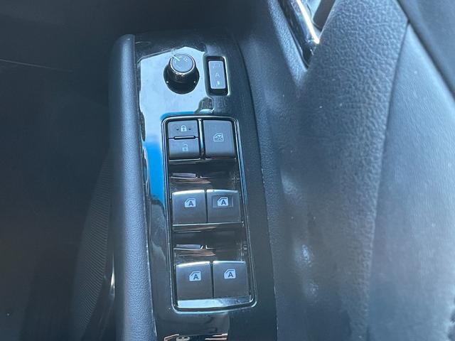 アルファード 2.5S Cパッケージ 純正9型DA デジタルインナーミラー 電動リアゲート 追従クルコン 黒レザー 温冷シート ハンドルヒーター ビルトイン2.0ETC 3眼LEDヘッド パワーシート シートメモリ BSM ワンオーナー(34枚目)