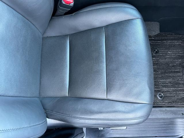 アルファード 2.5S Cパッケージ 純正9型DA デジタルインナーミラー 電動リアゲート 追従クルコン 黒レザー 温冷シート ハンドルヒーター ビルトイン2.0ETC 3眼LEDヘッド パワーシート シートメモリ BSM ワンオーナー(49枚目)