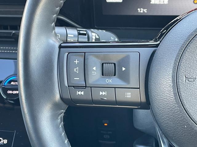 セレナ e-パワー ハイウェイスターV 90周年記念車 2トーン 純正12.3型ナビ 全周囲カメラー デジタルインナーミラー 専用合皮シート ワイヤレス充電 プロパイロット シート・ハンドルヒーター 両側電動ドア ドラレコ ETC2.0 LED 禁煙(30枚目)