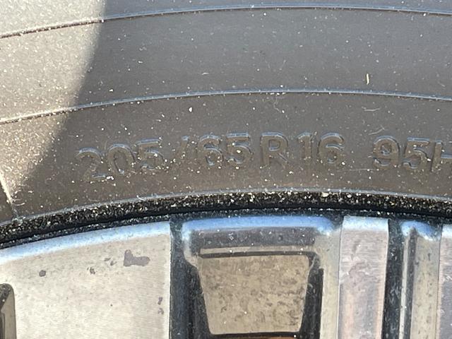 セレナ e-パワー ハイウェイスターV 90周年記念車 2トーン 純正12.3型ナビ 全周囲カメラー デジタルインナーミラー 専用合皮シート ワイヤレス充電 プロパイロット シート・ハンドルヒーター 両側電動ドア ドラレコ ETC2.0 LED 禁煙(64枚目)