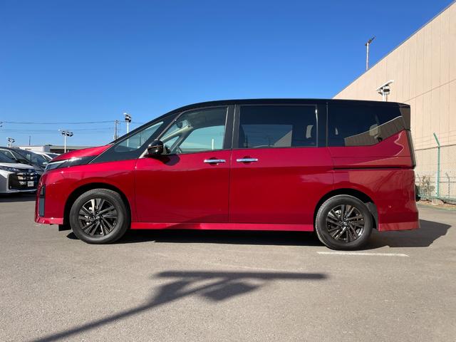 セレナ e-パワー ハイウェイスターV 90周年記念車 2トーン 純正12.3型ナビ 全周囲カメラー デジタルインナーミラー 専用合皮シート ワイヤレス充電 プロパイロット シート・ハンドルヒーター 両側電動ドア ドラレコ ETC2.0 LED 禁煙(71枚目)