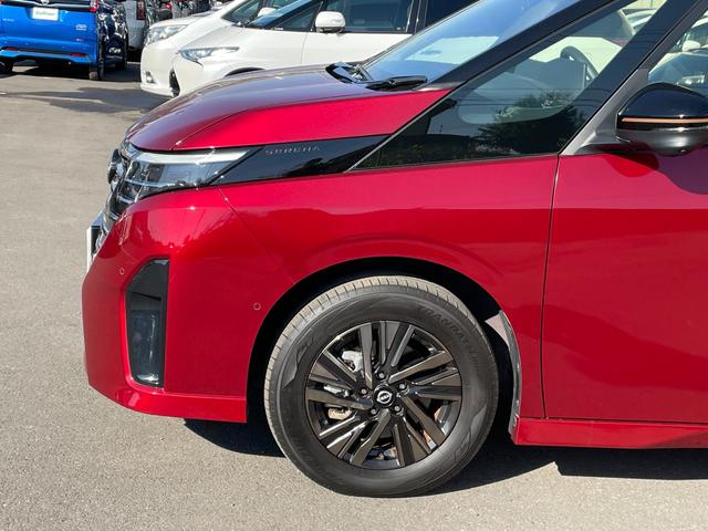 セレナ e-パワー ハイウェイスターV 90周年記念車 2トーン 純正12.3型ナビ 全周囲カメラー デジタルインナーミラー 専用合皮シート ワイヤレス充電 プロパイロット シート・ハンドルヒーター 両側電動ドア ドラレコ ETC2.0 LED 禁煙(73枚目)