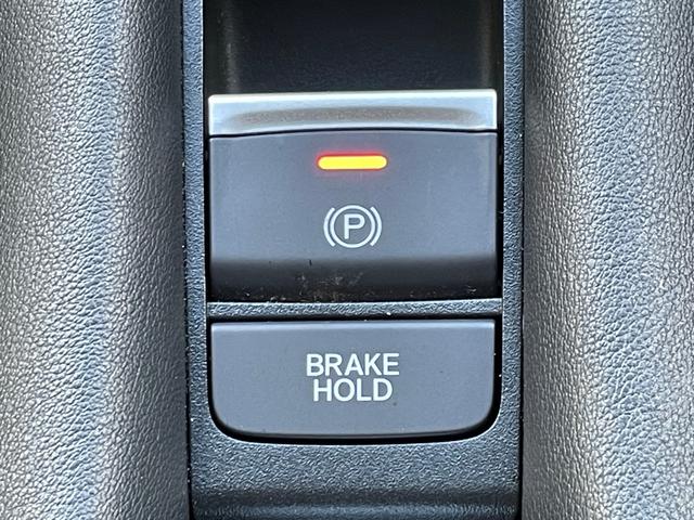 ZR-V 純正9インチナビ Bluetooth フルセグTV CD DVD FM AM 4WD バックカメラ 無限マフラー ラバーマット 純正ホイール ダウンヒルアシストコントロールシステム パドルシフト(36枚目)