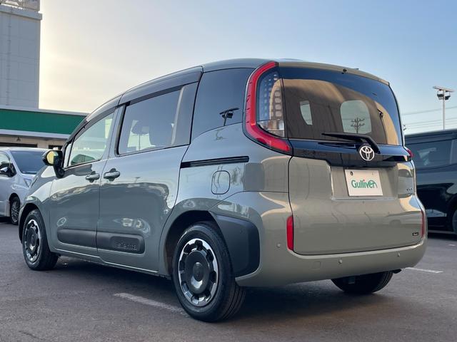 シエンタ ハイブリッドZ 純正ナヒ Bluetooth TV USB 全周囲カメラ 両側電動スライドドア アドバンストパーク 前後ドライブレコーダー ETC2.0 サイドバイザー 純正フロアマット 衝突被害軽減システム(20枚目)