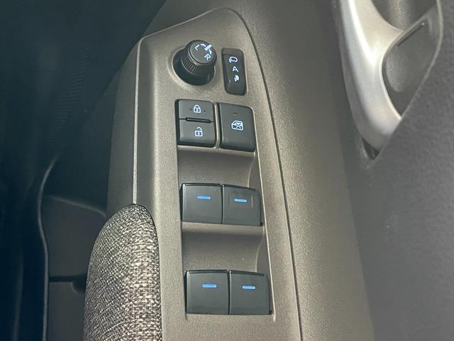 シエンタ ハイブリッドZ 純正ナヒ Bluetooth TV USB 全周囲カメラ 両側電動スライドドア アドバンストパーク 前後ドライブレコーダー ETC2.0 サイドバイザー 純正フロアマット 衝突被害軽減システム(29枚目)