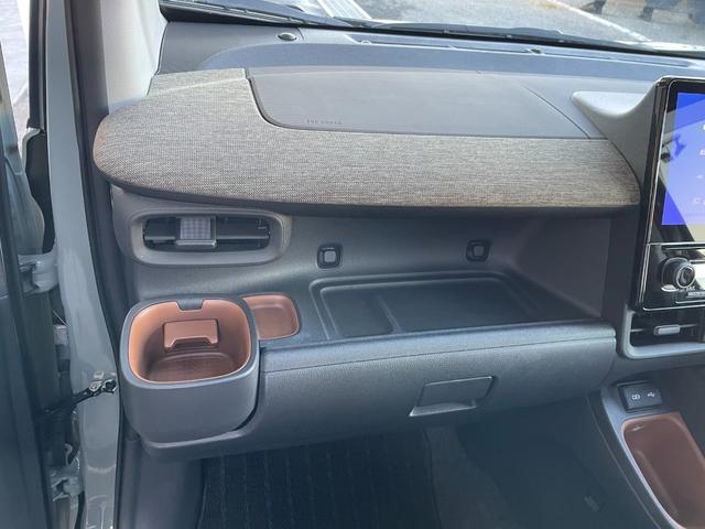 シエンタ ハイブリッドZ 純正ナヒ Bluetooth TV USB 全周囲カメラ 両側電動スライドドア アドバンストパーク 前後ドライブレコーダー ETC2.0 サイドバイザー 純正フロアマット 衝突被害軽減システム(55枚目)