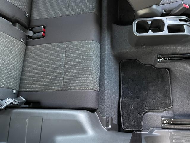 ジムニー ＸＣ　スズキセーフティサポート　デュアルセンサーブレーキサポート　誤発進抑制機能　車線逸脱警報機能　ふらつき警報　先行車発進お知らせ機能　標識認識機能　ハイビームアシスト　リヤパーキングセンサー　ＬＥＤ（44枚目）