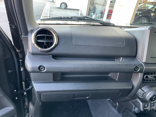 ジムニー ＸＣ　スズキセーフティサポート　デュアルセンサーブレーキサポート　誤発進抑制機能　車線逸脱警報機能　ふらつき警報　先行車発進お知らせ機能　標識認識機能　ハイビームアシスト　リヤパーキングセンサー　ＬＥＤ（50枚目）