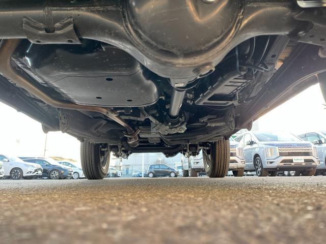 ジムニー ＸＣ　スズキセーフティサポート　デュアルセンサーブレーキサポート　誤発進抑制機能　車線逸脱警報機能　ふらつき警報　先行車発進お知らせ機能　標識認識機能　ハイビームアシスト　リヤパーキングセンサー　ＬＥＤ（79枚目）