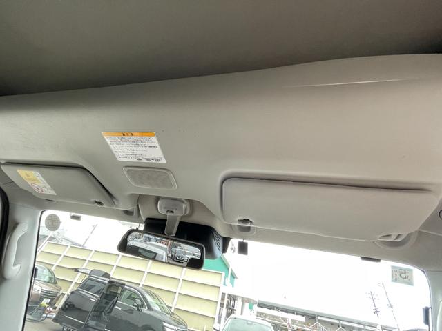 �y���z�K���o�[����X�́u�g�C�U��X�E�x�r�[�U��X����v�̂����ׂ�B�u�W���C�t���z���_����X����v�̓��H�����񂾖ڂ̑O�ł��I�݂Ȃ��܂̂��ԑI�т̂���`���������Ă��������I