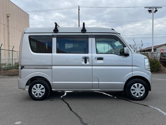 �y���z�K���o�[����X�́u�g�C�U��X�E�x�r�[�U��X����v�̂����ׂ�B�u�W���C�t���z���_����X����v�̓��H�����񂾖ڂ̑O�ł��I�݂Ȃ��܂̂��ԑI�т̂���`���������Ă��������I