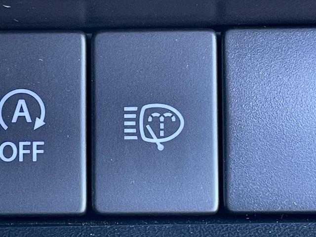 �y���z�K���o�[����X�́u�g�C�U��X�E�x�r�[�U��X����v�̂����ׂ�B�u�W���C�t���z���_����X����v�̓��H�����񂾖ڂ̑O�ł��I�݂Ȃ��܂̂��ԑI�т̂���`���������Ă��������I